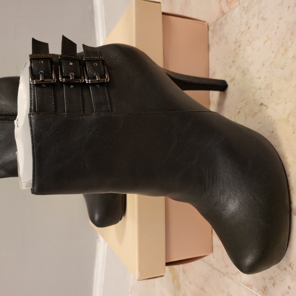 BCBGeneration Black Boots
